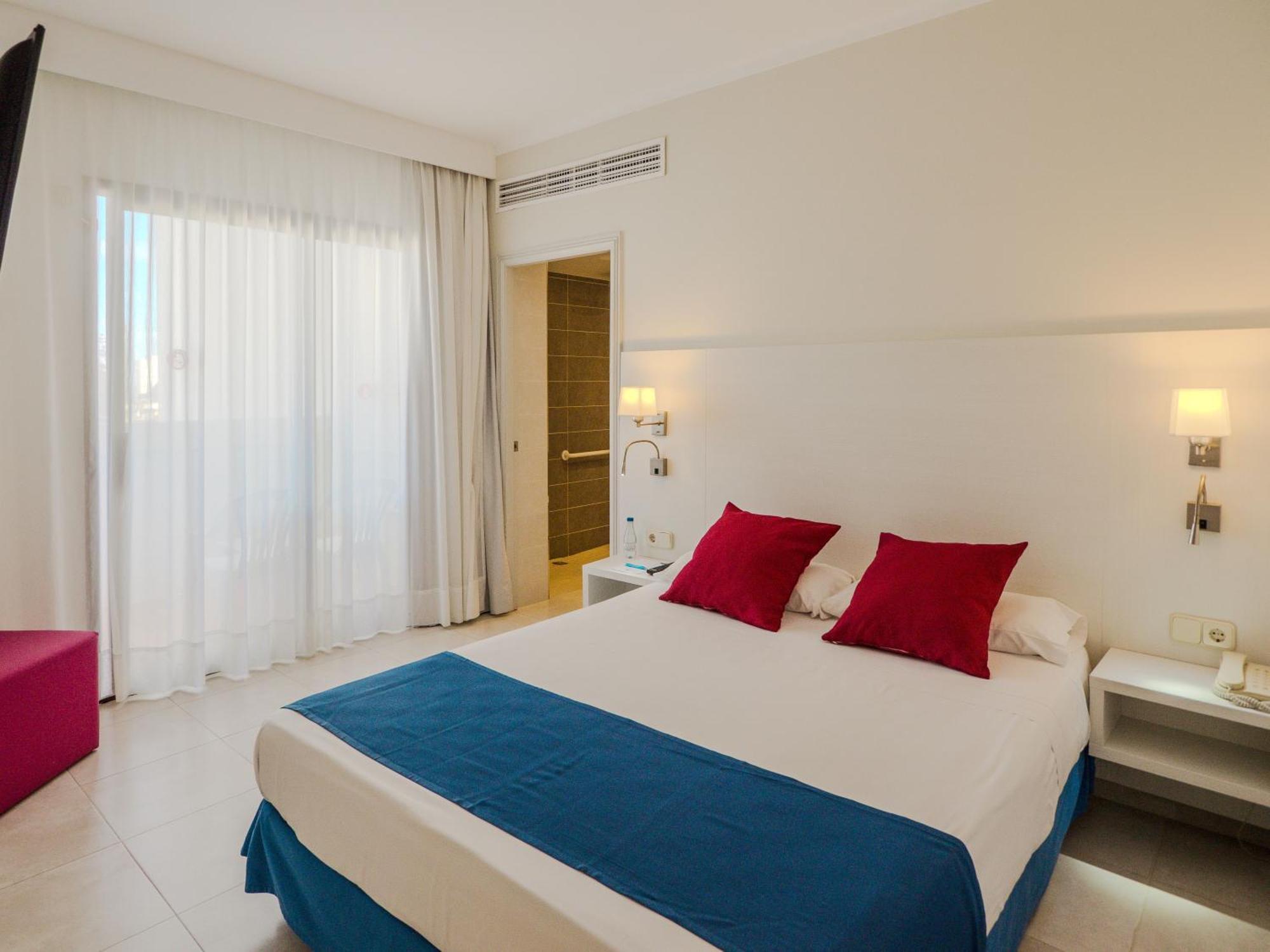 Hotel La Santa Maria Кала-Мільор Екстер'єр фото