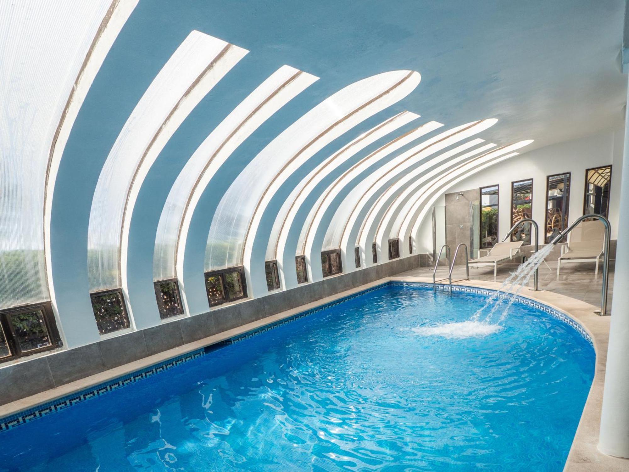Hotel La Santa Maria Кала-Мільор Екстер'єр фото