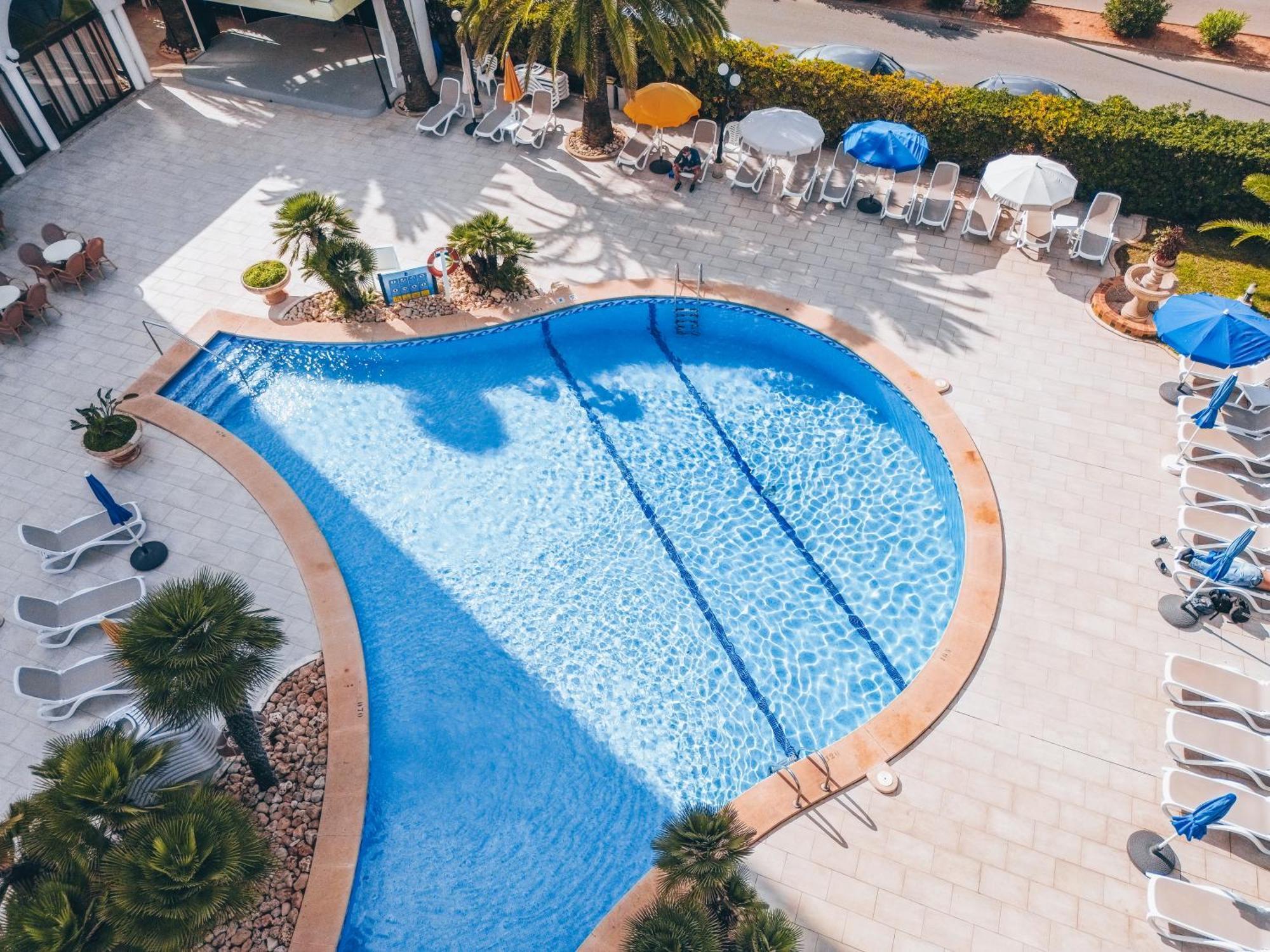 Hotel La Santa Maria Кала-Мільор Екстер'єр фото